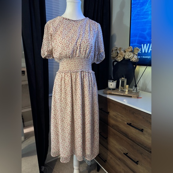 bailey blue Dresses & Skirts - Bailey Blue Multicolor Floral Midi Dress